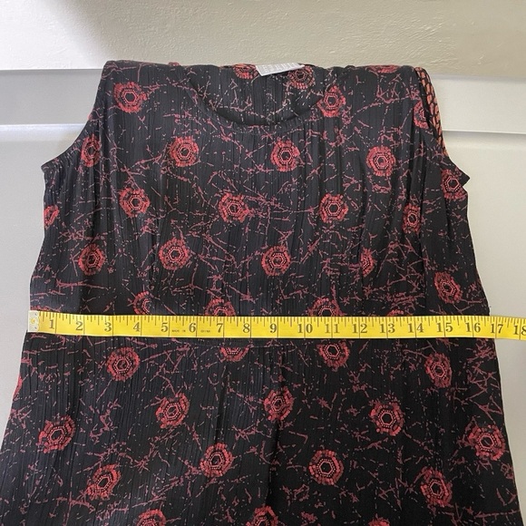 Women’s Romantic Black Gothic Red Ruby Print Sleeveless Midi Shift Dress Large - Picture 9 of 11